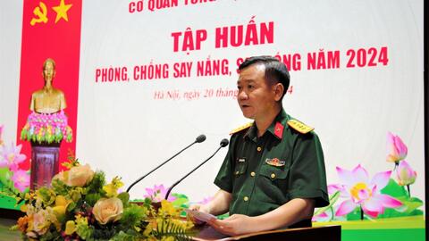 Cơ quan Tổng cục Chính trị tập huấn phòng, chống say nắng, say nóng