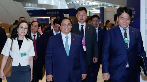 Thủ tướng tham dự Phiên khai mạc toàn thể Hội nghị WEF Đại Liên