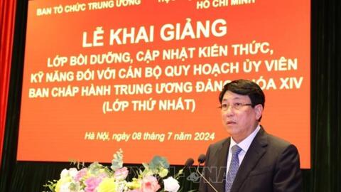 Khai giảng lớp bồi dưỡng cán bộ quy hoạch Ủy viên Ban Chấp hành Trung ương Đảng khóa XIV