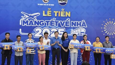 "Mang Tết về nhà" đưa hàng nghìn người lao động về quê đón Tết