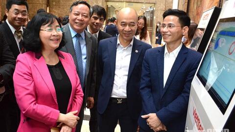 Hà Nội tăng tốc chuyển đổi số