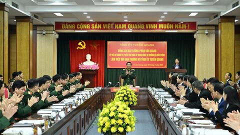 Đại tướng Phan Văn Giang làm việc với Ban Thường vụ Tỉnh ủy Tuyên Quang