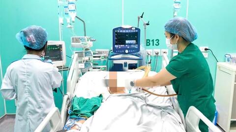 Thanh niên 20 tuổi nguy kịch tính mạng do nhiễm não mô cầu
