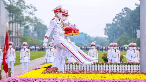 Lấy ý kiến tổ chức thực hiện Nghi lễ thượng cờ, hạ cờ dịp lễ, Tết trên Quảng trường Ba Đình