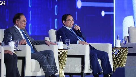 Hội nghị Cấp cao ASEAN: Thủ tướng Phạm Minh Chính và Thủ tướng Malaysia dự thảo luận về trí tuệ nhân tạo