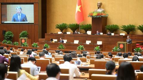 Tạo thuận lợi cho nhà đầu tư, nhà khoa học, chuyên gia được nhập quốc tịch Việt Nam