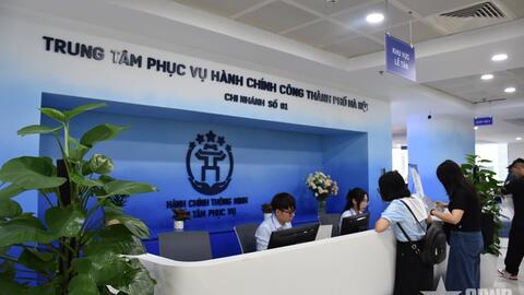 Ngày đầu vận hành chính quyền địa phương hai cấp ở Hà Nội: Bảo đảm thuận tiện cho người dân, doanh nghiệp