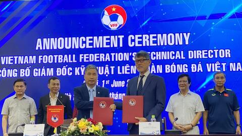 Liên đoàn Bóng đá Việt Nam ra mắt giám đốc kỹ thuật