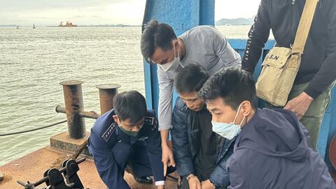 Hoạt động buôn bán, vận chuyển trái phép chất ma túy - "Nóng" cả đường biển, đường hàng không, bưu điện