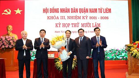 Ông Phùng Ngọc Sơn giữ chức Phó Chủ tịch UBND quận Nam Từ Liêm