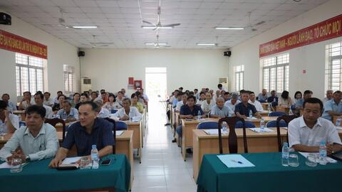 An toàn sinh học và phát triển sản xuất hữu cơ trong chăn nuôi gia súc, gia cầm 