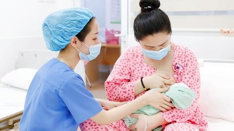 Hưởng ứng Tuần lễ thế giới nuôi con bằng sữa mẹ năm 2024