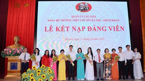Phát triển Đảng trong học sinh: Nhiệm vụ cấp bách, chiến lược lâu dài