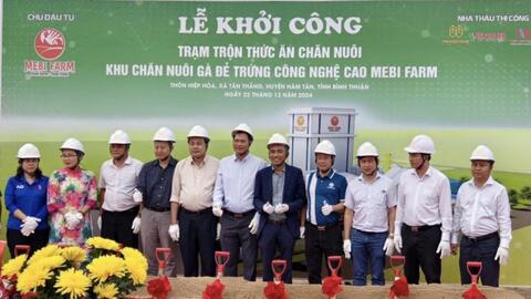 Xây dựng Trạm trộn thức ăn chăn nuôi tại Mebi Farm