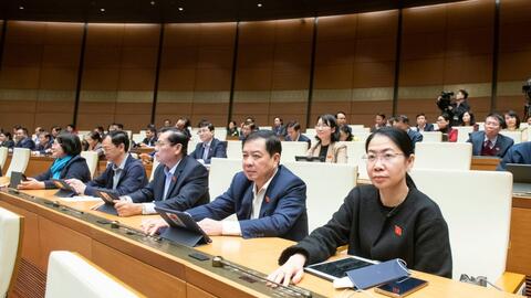 Quốc hội đổi tên kỳ họp bất thường thành kỳ họp không thường lệ