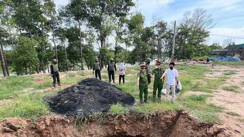 Công an Hà Nội triệt phá đường dây chôn lấp xỉ chì nguy hại cực lớn