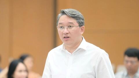 Trình Quốc hội xem xét, thông qua Luật Thương mại điện tử tại Kỳ họp thứ 10