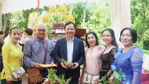 Kết nối giao thương Lễ hội trái cây – rau củ Việt Nam tại Singapore