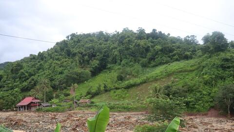 Bản Huồi Tố 2 tan hoang sau lũ