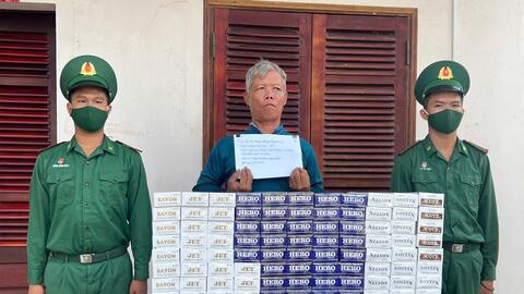 Ban chỉ huy Bộ đội Biên phòng tỉnh An Giang bắt vụ buôn lậu hơn 1.000 gói thuốc lá