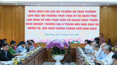 Bộ trưởng Nguyễn Hồng Diên làm việc với tỉnh Lâm Đồng về phát triển công nghiệp, thương mại