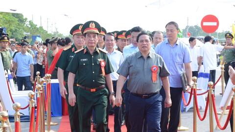 Thủ tướng Phạm Minh Chính dự lễ khánh thành cầu Phong Châu mới