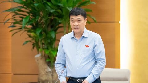 Phiên họp thứ 50 của Ủy ban Thường vụ Quốc hội: Tháo gỡ khó khăn, vướng mắc trong hoạt động kinh doanh bảo hiểm