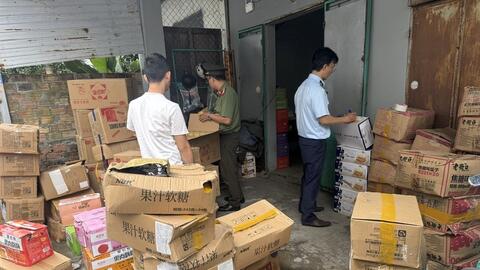 Đà Nẵng: Phát hiện hơn 2.400 thực phẩm trôi nổi, quá hạn sử dụng