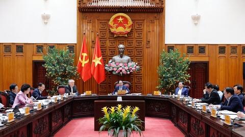 Thủ tướng chỉ đạo tháo gỡ vướng mắc cho các dự án điện khí LNG