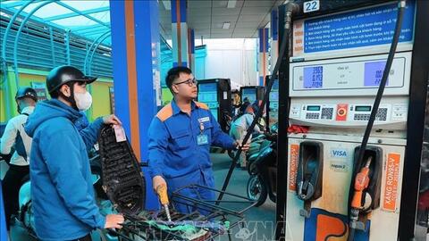 Hà Nội yêu cầu xử lý nghiêm hành vi găm hàng xăng dầu