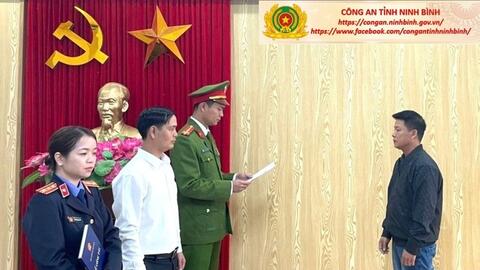 Ninh Bình: Bắt tạm giam đối tượng sản xuất dấm ăn giả với số lượng lớn