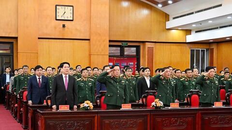 Chủ tịch nước Lương Cường bỏ phiếu tại Khu vực số 26 phường Hoàn Kiếm