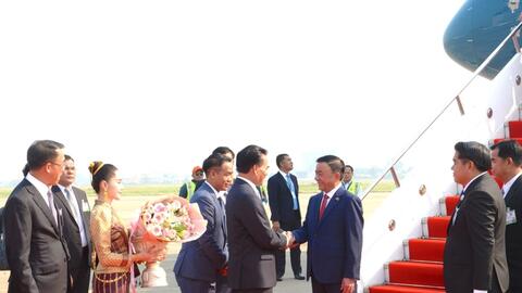 Thường trực Ban Bí thư Trần Cẩm Tú bắt đầu chuyến thăm chính thức Lào