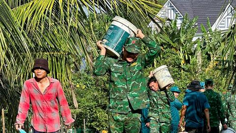 Cần Thơ: Đồn Biên phòng An Thạnh Ba chung tay xây dựng cầu giao thông nông thôn