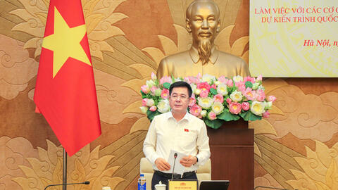 Phó Chủ tịch Quốc hội Nguyễn Hồng Diên nhấn mạnh vai trò 'gác cổng' trong công tác lập pháp