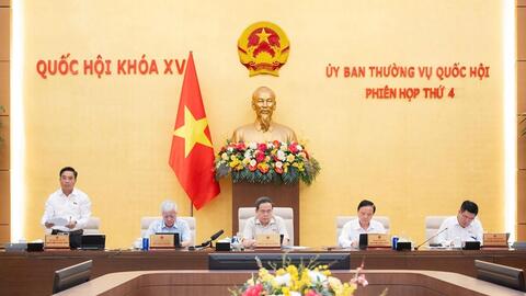 Đại tướng Phan Văn Giang trình dự án Luật Phòng, chống phổ biến vũ khí hủy diệt hàng loạt
