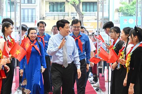 Chủ tịch nước Lương Cường dự và phát biểu tại Lễ tuyên dương Cháu ngoan Bác Hồ toàn quốc