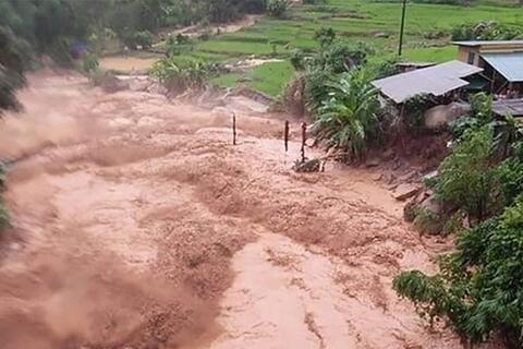 Đề phòng lũ quét, sạt lở đất ở các tỉnh, thành phố từ Huế đến Gia Lai