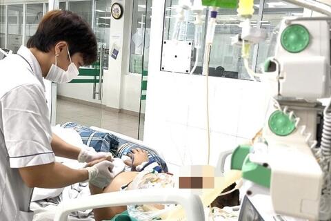 Cứu sống bệnh nhân nguy kịch do nấm Aspergillus tấn công phổi sau cúm A