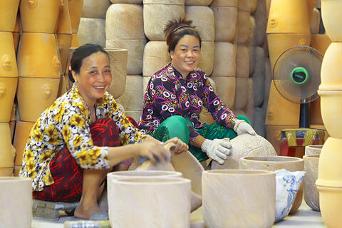 Khuyến công thúc đẩy công nghiệp nông thôn phát triển