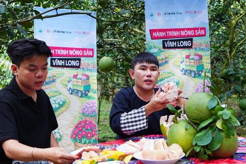 Nông sản Vĩnh Long chốt 2,5 ngàn đơn hàng sau phiên livestream