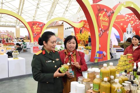 Hội chợ Mùa Xuân 2026 đón nhiều đoàn khách tham quan, trải nghiệm