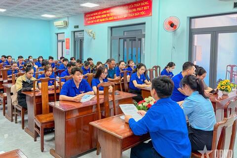 Cử tri kỳ vọng đại biểu nhân dân “hứa phải nhớ, nói phải làm”