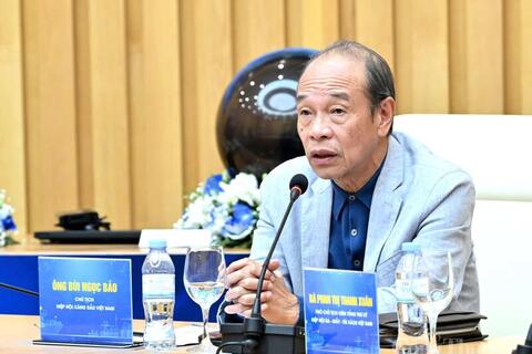 Ngành xăng dầu trước biến động toàn cầu: Tăng dự trữ, mở nguồn cung