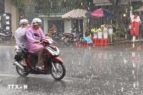 Bắc Bộ sắp đón mưa lớn, trời chuyển mát từ 17-4