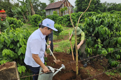Ia Phí phát huy lợi thế nông nghiệp, xây dựng chính quyền gần dân