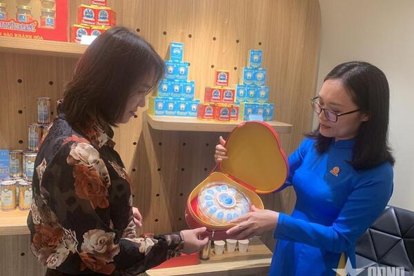 Khai mạc “Sức sống hàng Việt” số 4: Thực phẩm cho người Việt