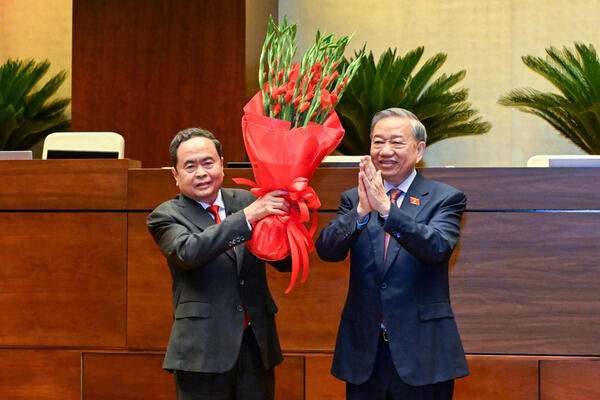 Chủ tịch Quốc hội: Nguyện cống hiến hết sức mình phụng sự Tổ quốc, phục vụ nhân dân