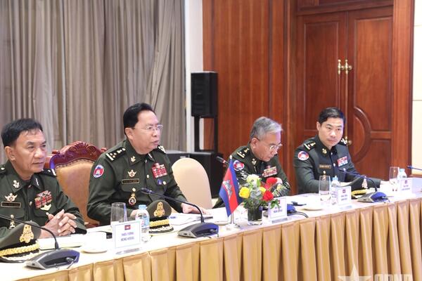 Việt Nam và Campuchia tăng cường hợp tác về pháp luật quân sự, quốc phòng