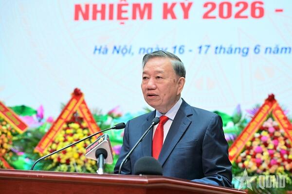 Tổng Bí thư, Chủ tịch nước Tô Lâm trao Huân chương Hồ Chí Minh tặng Hội Cựu chiến binh Việt Nam